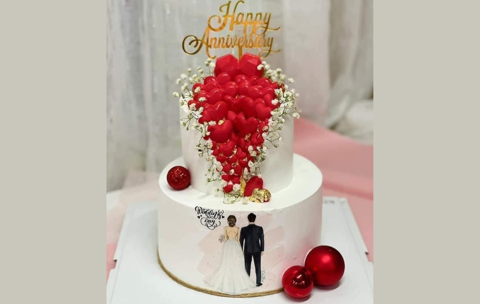Anniversary cakes